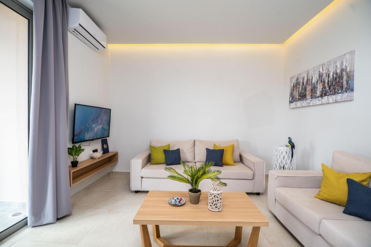 Aegean Breeze Luxury Apartments Next To The Sea Maleme Exterior foto